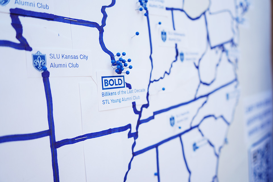 Alumni Club Cities A map of the U.S. with pins marking alumni clubs.