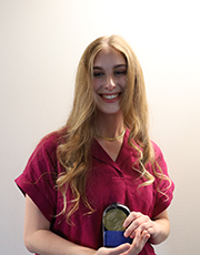 madeline shormas headshot