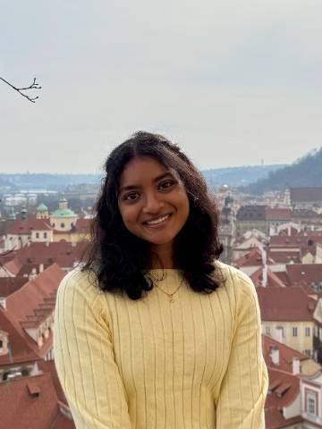 Pranavi Athota headshot