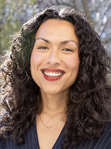 Carla Aparicio headshot Carla Aparicio