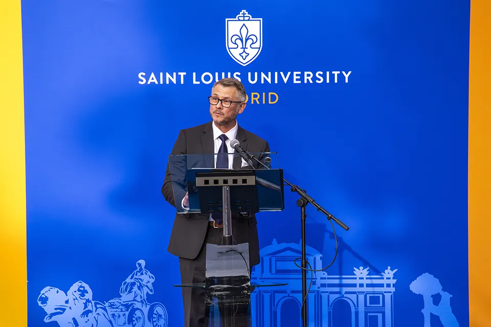 SLU-Madrid Welcomes New Rector William P. Johnson