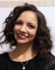 headshot Janaine Prata headshot Janaine Prata